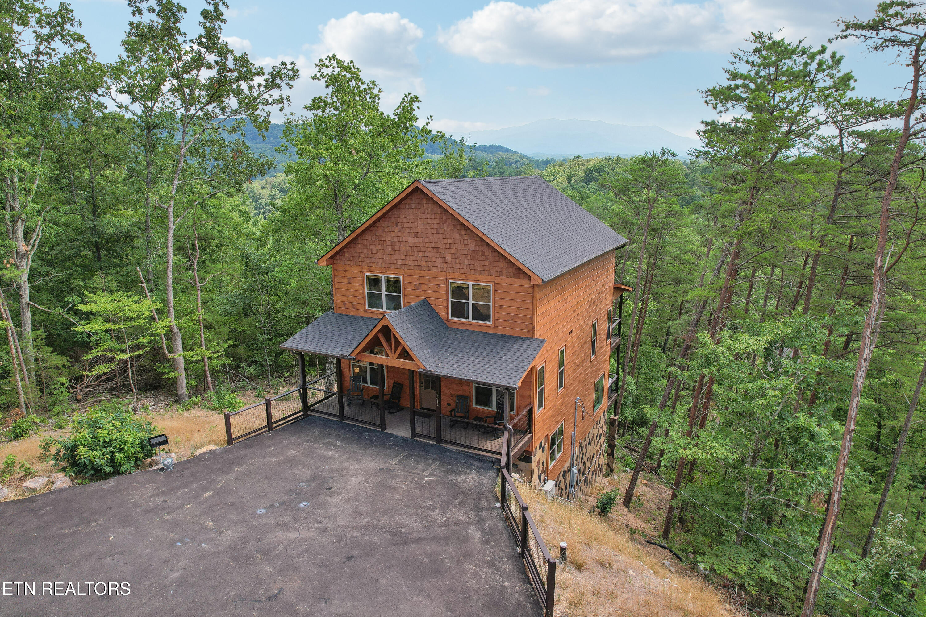 2616 Dogwood Loop Drive