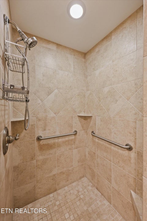 Tiny photo for 116 Kawonu Lane, Loudon, TN 37774 (MLS # 1359790)