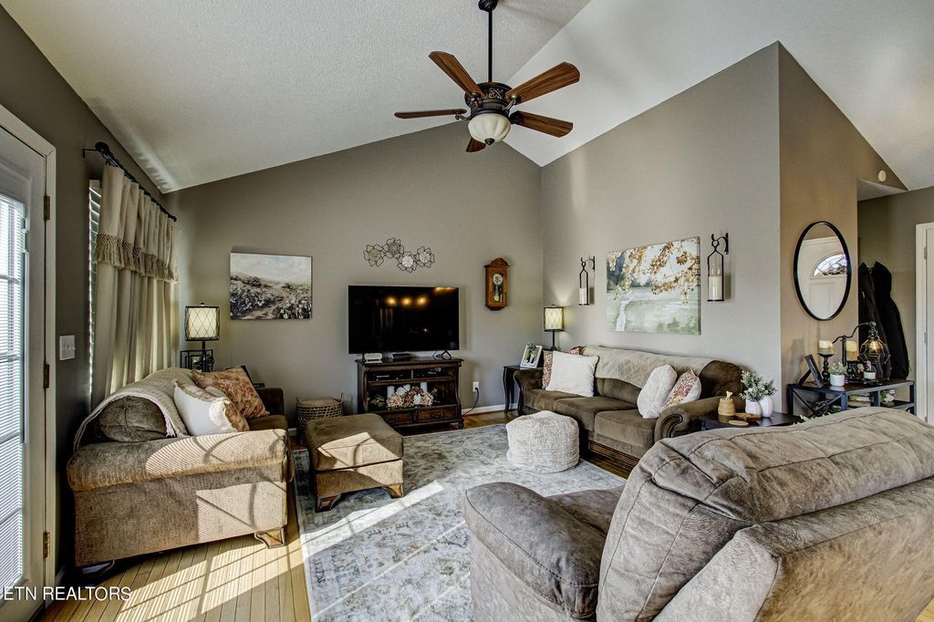 Photo of 825 Ridge Rd, Madisonville, TN 37354 (MLS # 1277361)