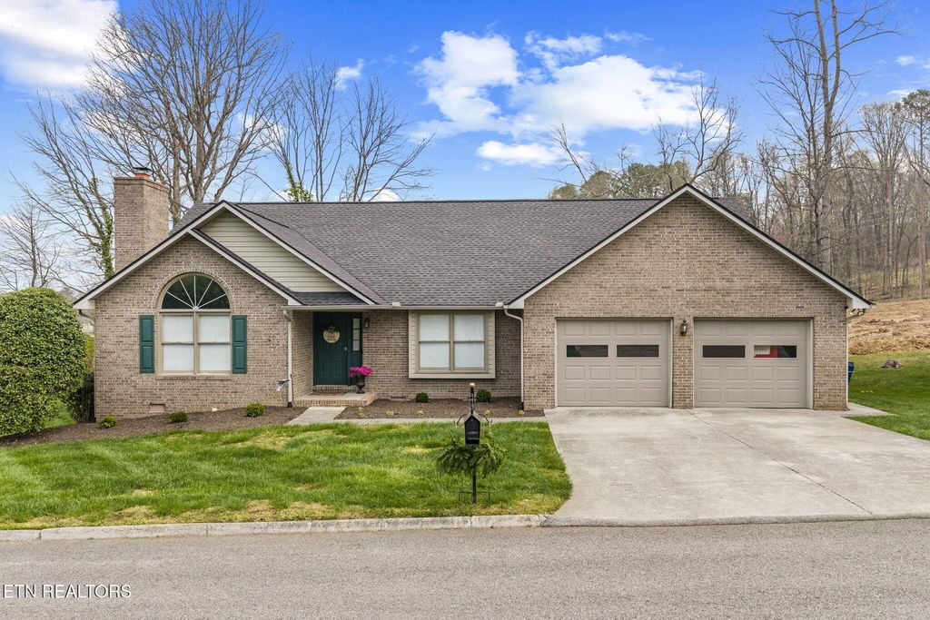 Photo of 3513 Greywolfe Drive, Knoxville, TN 37921 (MLS # 1334978)