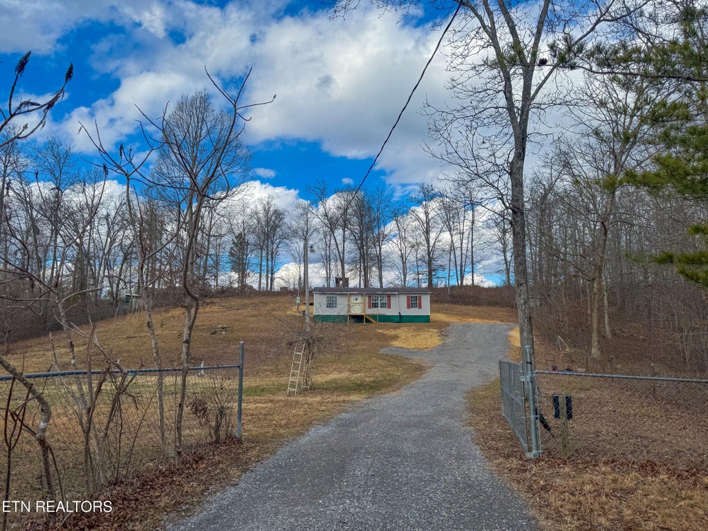 Photo of 380 Goins Hill Rd, Ten Mile, TN 37880 (MLS # 1287952)