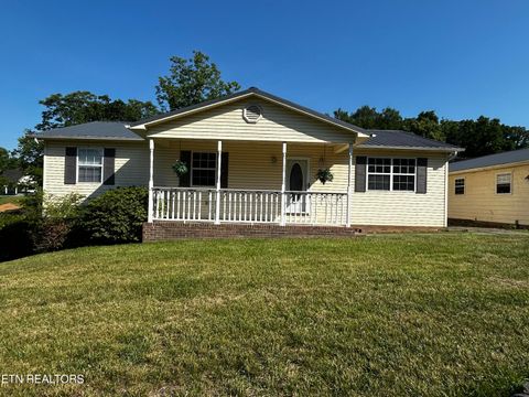 Photo of 151 W Meeting St, Dandridge, TN 37725 (MLS # 1341240)
