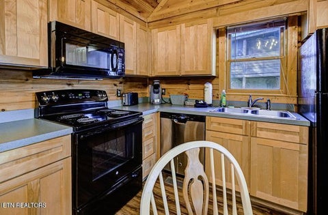 Tiny photo for 515 Chickasaw Gap Way, Pigeon Forge, TN 37863 (MLS # 1360343)