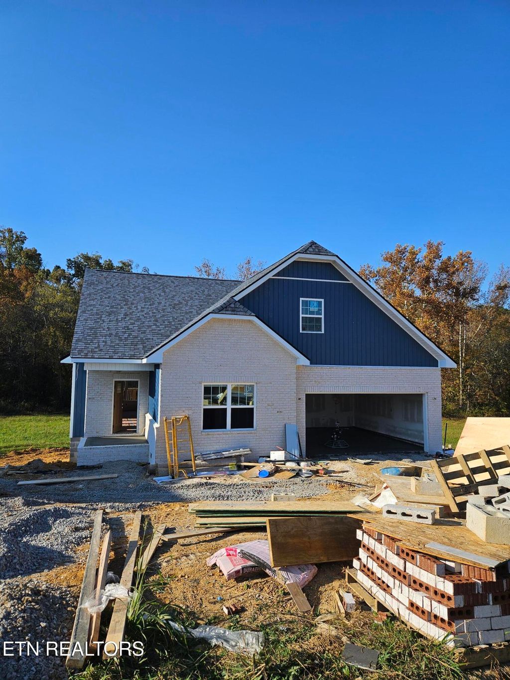 Photo of 606 Running Brook Drive, Strawberry Plains, TN 37871 (MLS # 1280771)