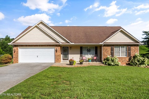 Photo of 2506 Kenzie Drive, Louisville, TN 37777 (MLS # 1350172)