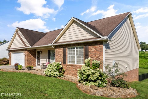 Tiny photo for 2506 Kenzie Drive, Louisville, TN 37777 (MLS # 1350172)
