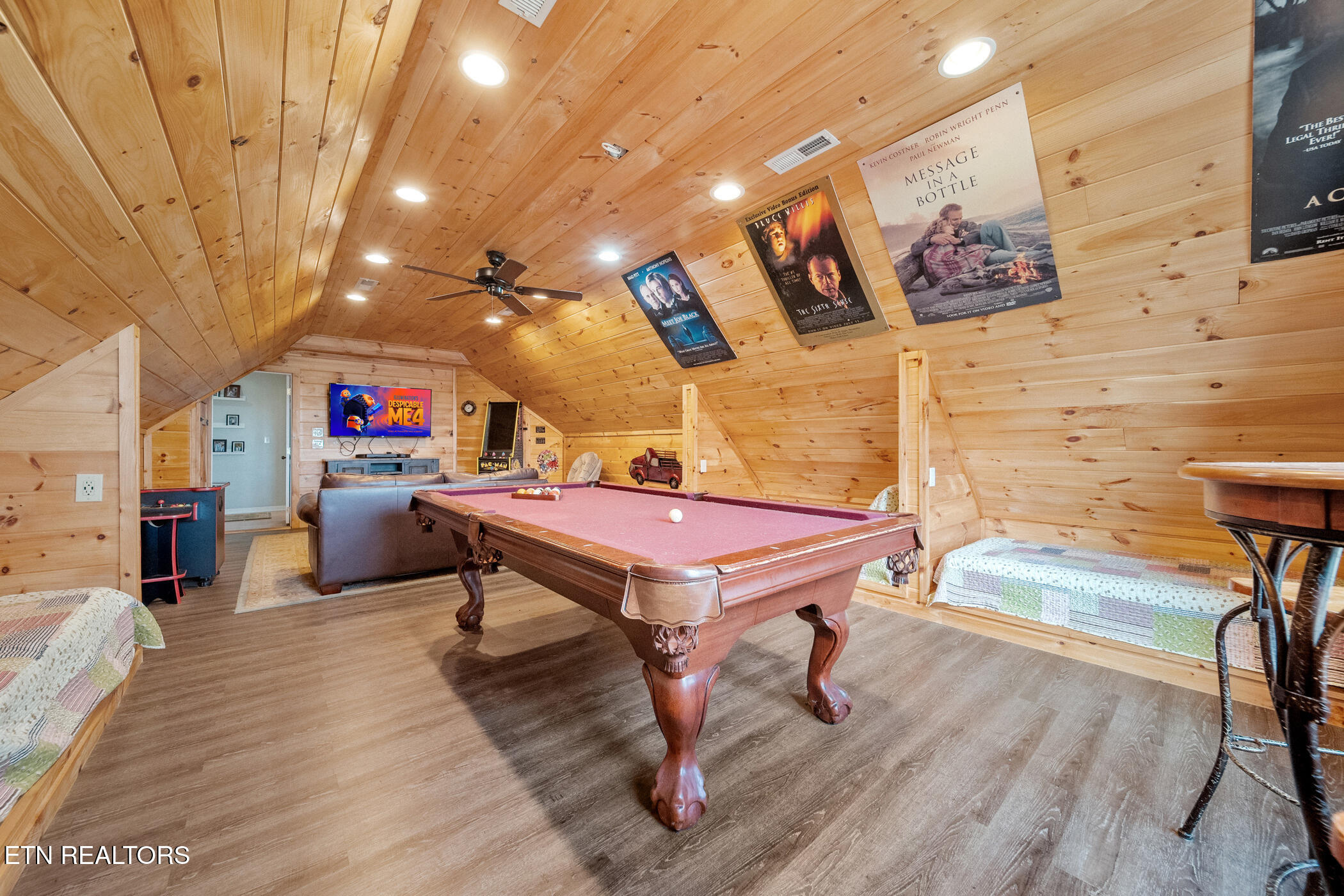 1094 Sharp Hollow Rd