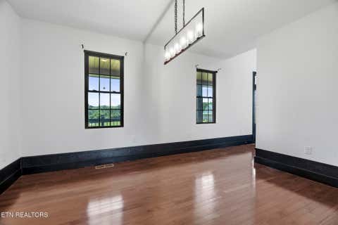 Tiny photo for 656 Oxford Rd, Jefferson City, TN 37760 (MLS # 1348175)