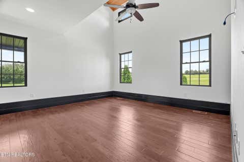 Tiny photo for 656 Oxford Rd, Jefferson City, TN 37760 (MLS # 1348175)
