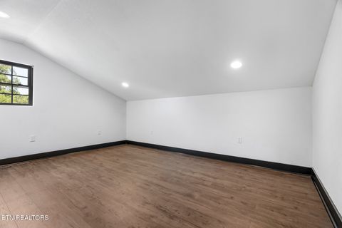 Tiny photo for 656 Oxford Rd, Jefferson City, TN 37760 (MLS # 1348175)
