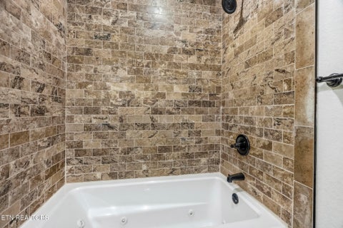 Tiny photo for 656 Oxford Rd, Jefferson City, TN 37760 (MLS # 1348175)