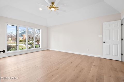 Tiny photo for 452 Mariner Point Drive, Clinton, TN 37716 (MLS # 1328687)