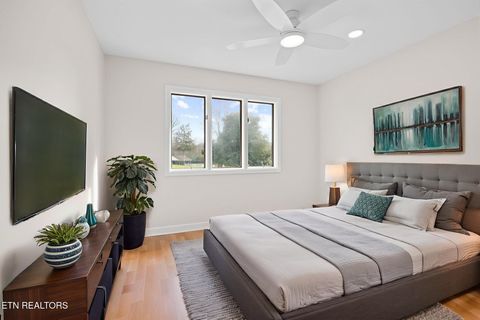 Tiny photo for 452 Mariner Point Drive, Clinton, TN 37716 (MLS # 1328687)