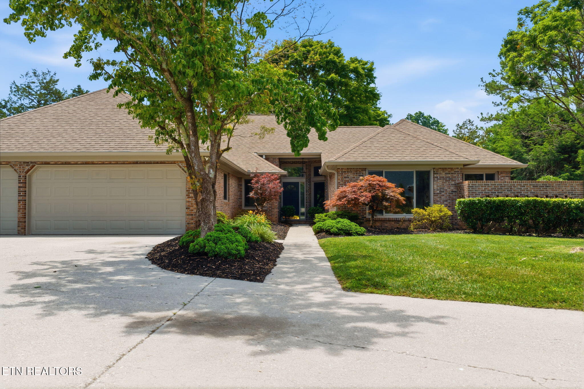 452 Mariner Point Drive