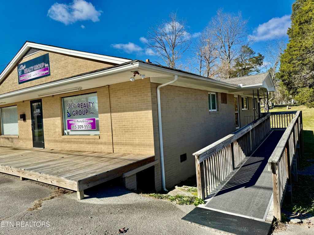 Photo of 1302 TAZEWELL Pike, Corryton, TN 37721 (MLS # 1284105)