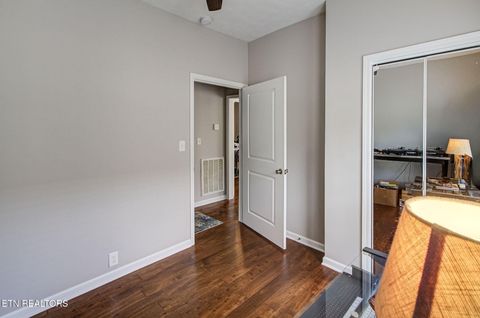 Tiny photo for 2502 Harvey St, Knoxville, TN 37917 (MLS # 1324332)