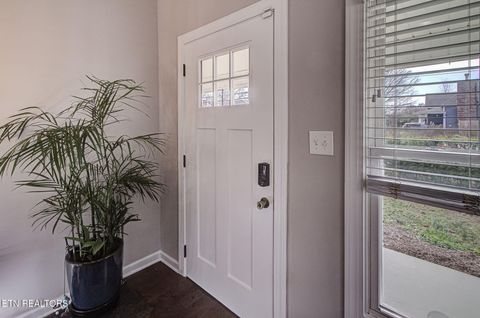 Tiny photo for 2502 Harvey St, Knoxville, TN 37917 (MLS # 1324332)