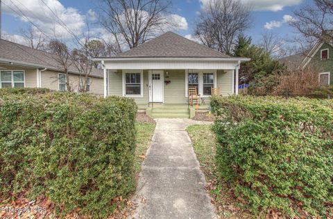 Tiny photo for 2502 Harvey St, Knoxville, TN 37917 (MLS # 1324332)