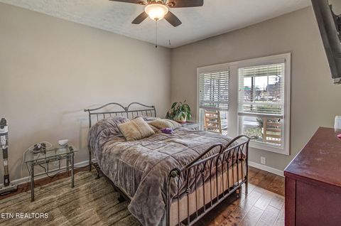 Tiny photo for 2502 Harvey St, Knoxville, TN 37917 (MLS # 1324332)