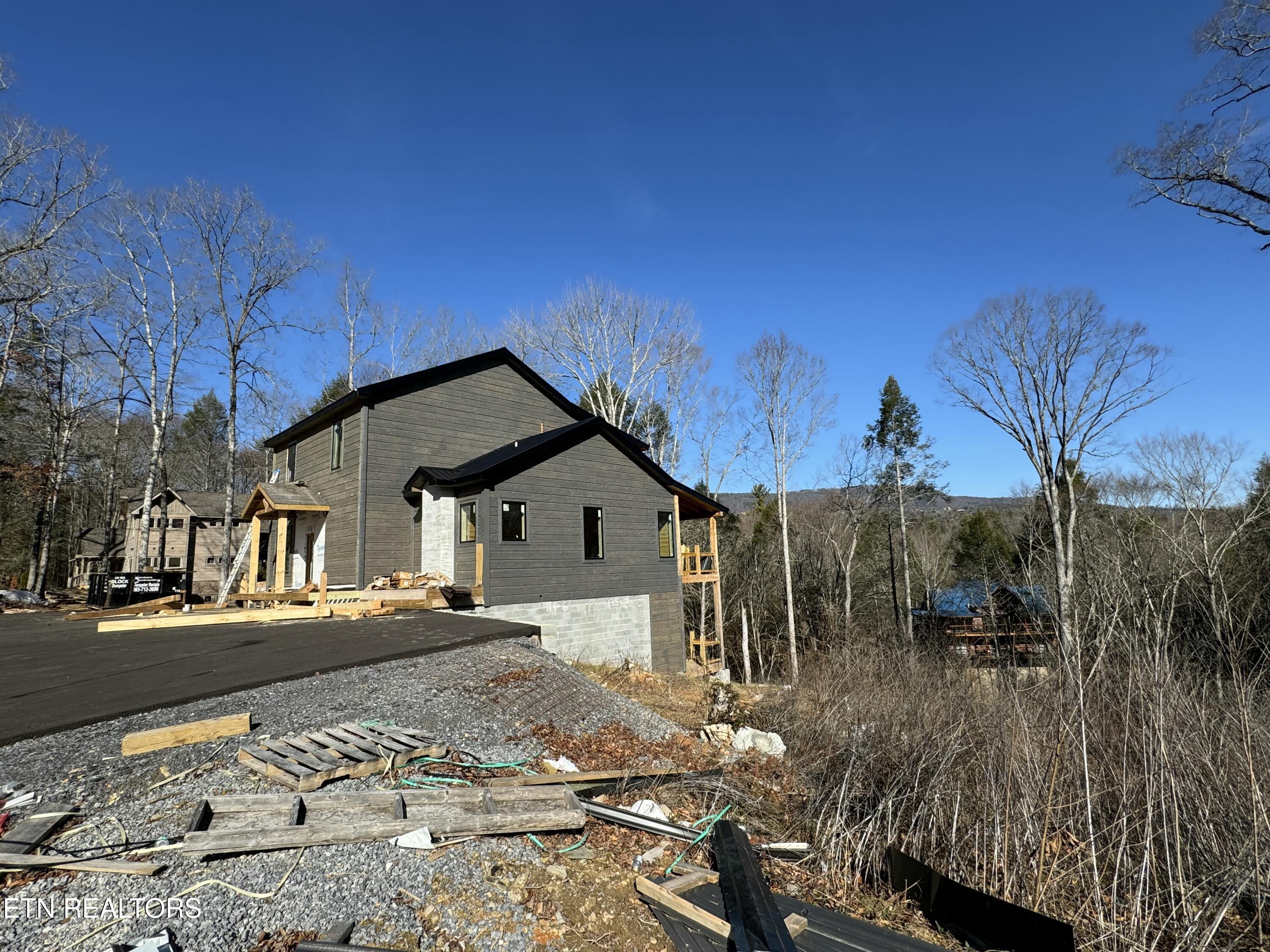 2749 Owls Cove Way