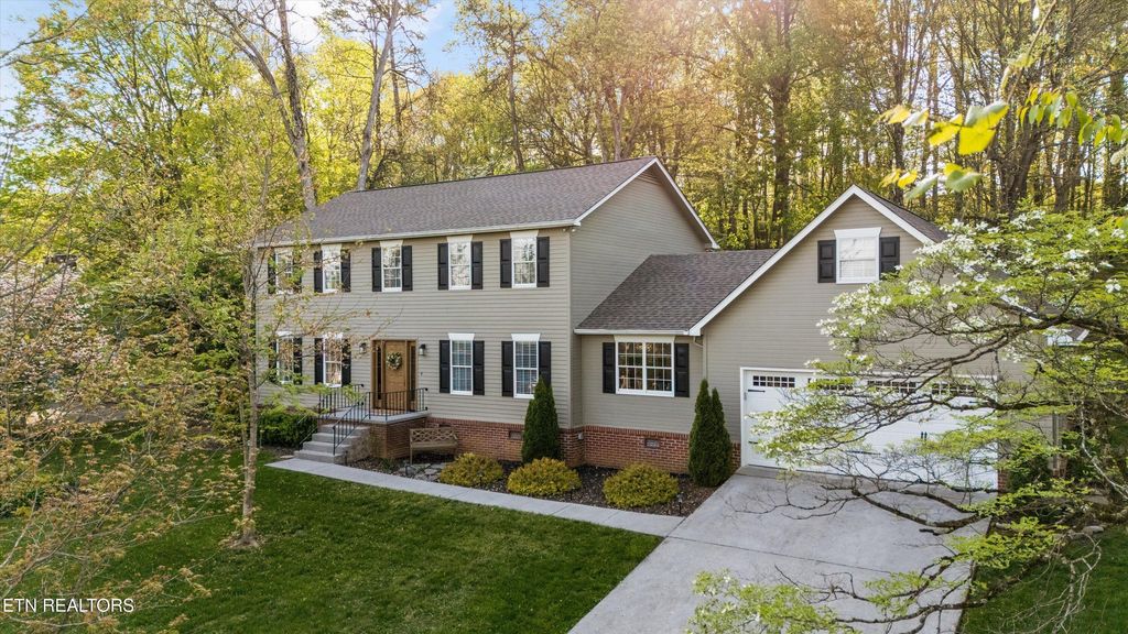 Photo of 300 Woodland Trace Drive, Farragut, TN 37934 (MLS # 1297294)
