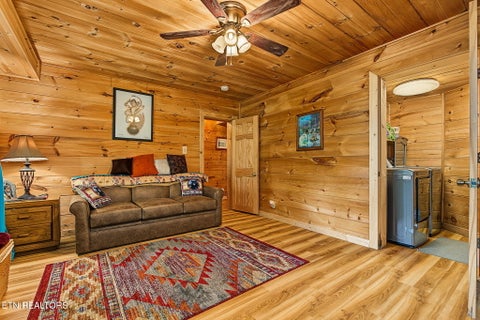 Tiny photo for 1404 S Baden Drive, Gatlinburg, TN 37738 (MLS # 1357797)