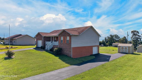 Tiny photo for 664 Keene Circle, Dandridge, TN 37725 (MLS # 1357356)