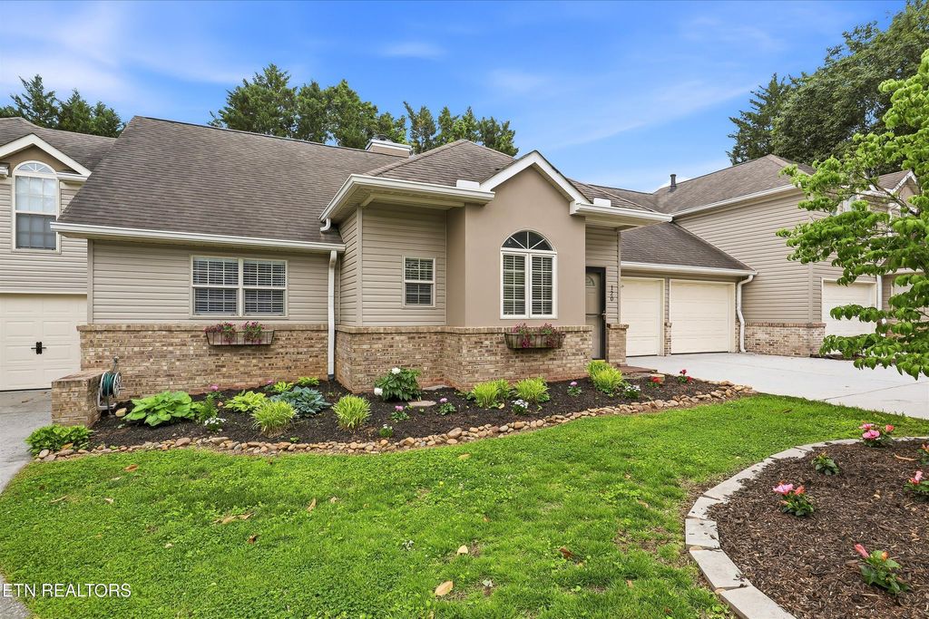 Photo of 120 Sunset View Loop, Maryville, TN 37801 (MLS # 1338954)