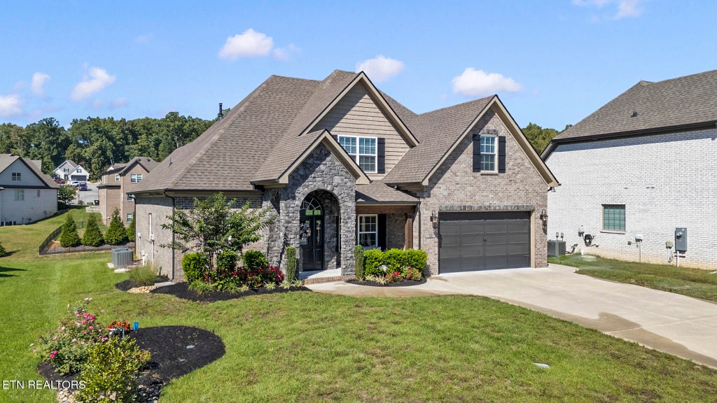 Photo of 921 Valley Glen Blvd, Knoxville, TN 37922 (MLS # 1358998)