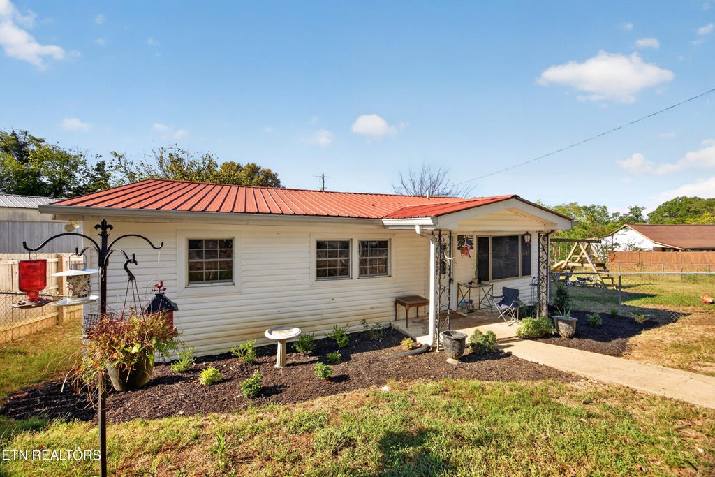 Photo of 50 Volunteer Circle, Carthage, TN 37030 (MLS # 1358933)