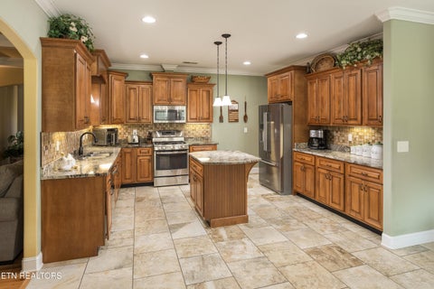 Tiny photo for 135 County Road 440, Athens, TN 37303 (MLS # 1356098)