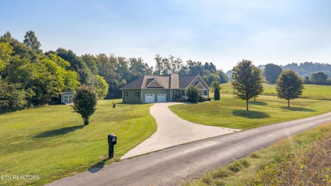 Tiny photo for 135 County Road 440, Athens, TN 37303 (MLS # 1356098)