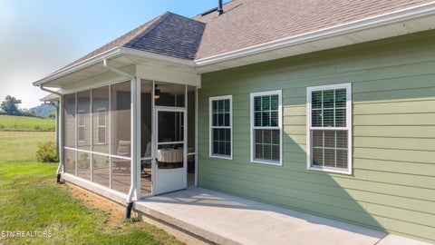 Tiny photo for 135 County Road 440, Athens, TN 37303 (MLS # 1356098)