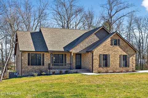 Photo of 6 Riverchase Drive, Crossville, TN 38571 (MLS # 1323222)