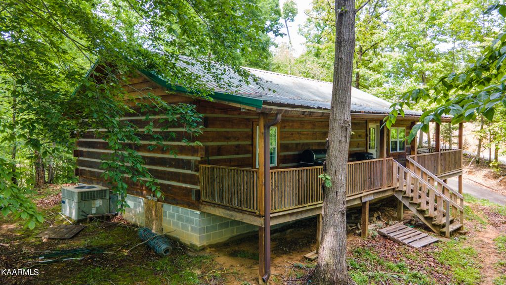 Photo of 256 Lee Rd, Tellico Plains, TN 37385 (MLS # 1226578)
