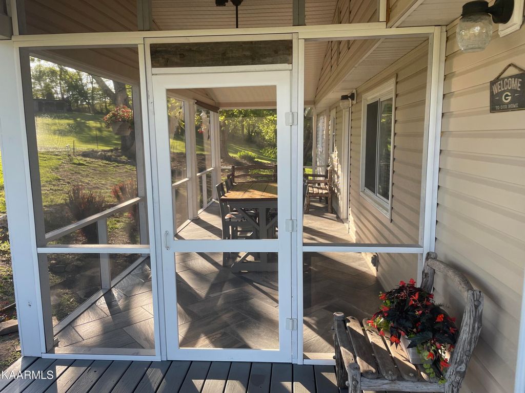 Photo of 1926 Raven Hill Rd, Tazewell, TN 37879 (MLS # 1219114)