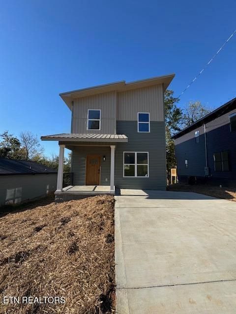 Photo of 915 Turner St, Knoxville, TN 37917 (MLS # 1320266)