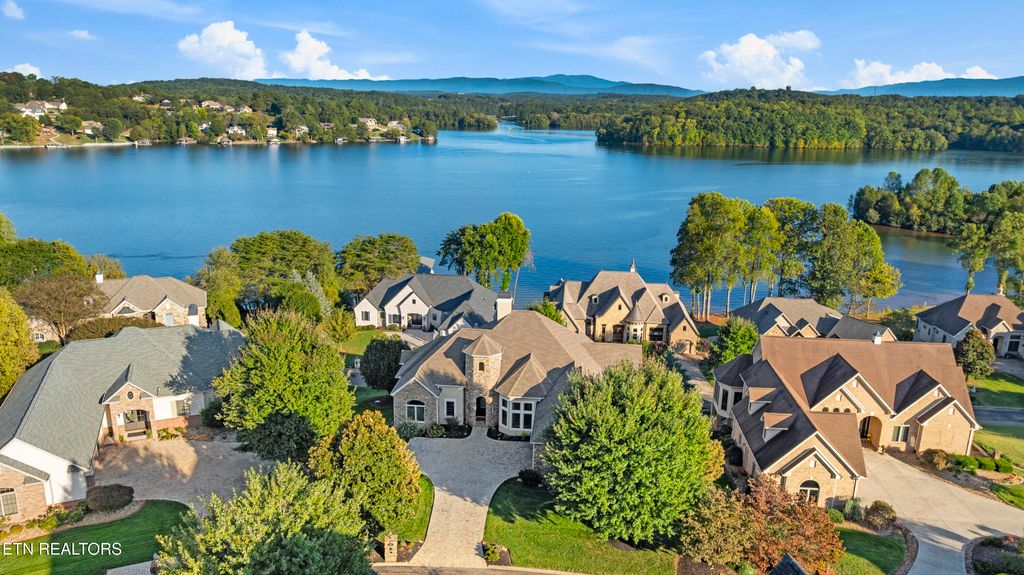 Photo of 1500 Rarity Bay Pkwy, Vonore, TN 37885 (MLS # 1318470)