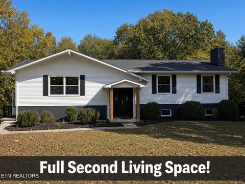 Photo of 3018 Rambling Rd, Maryville, TN 37801 (MLS # 1360152)