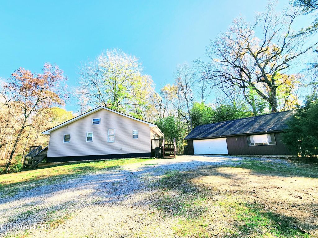 Photo of 116 Dennis Drive, Kingston, TN 37763 (MLS # 1282958)