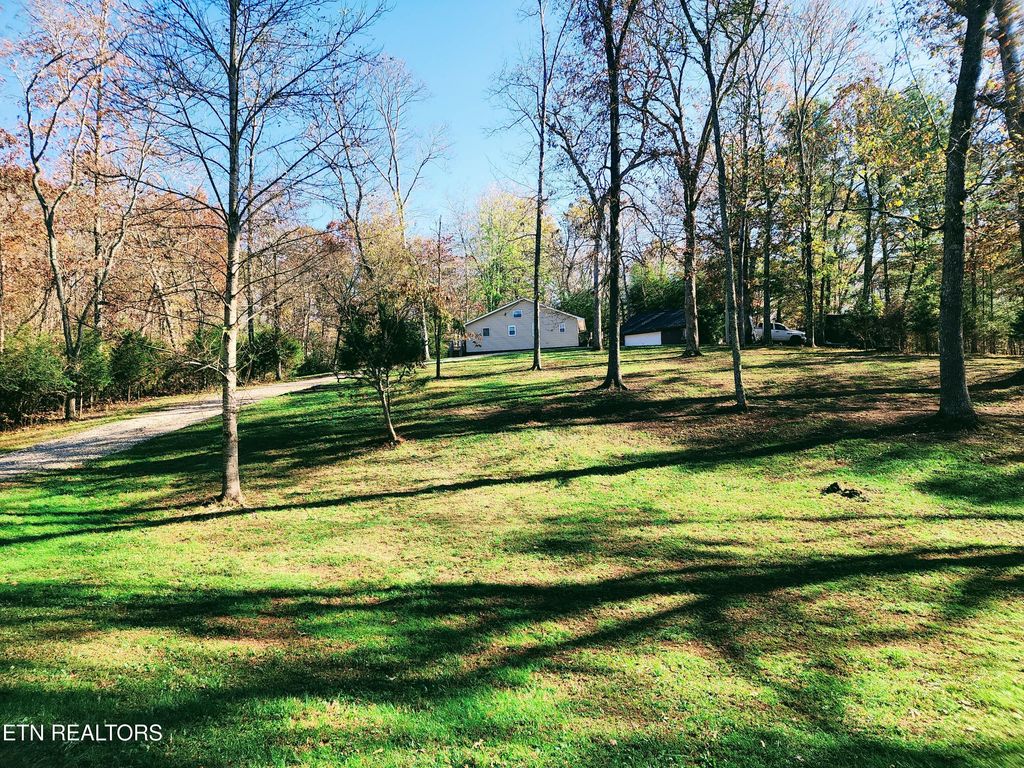 Photo of 116 Dennis Drive, Kingston, TN 37763 (MLS # 1282958)