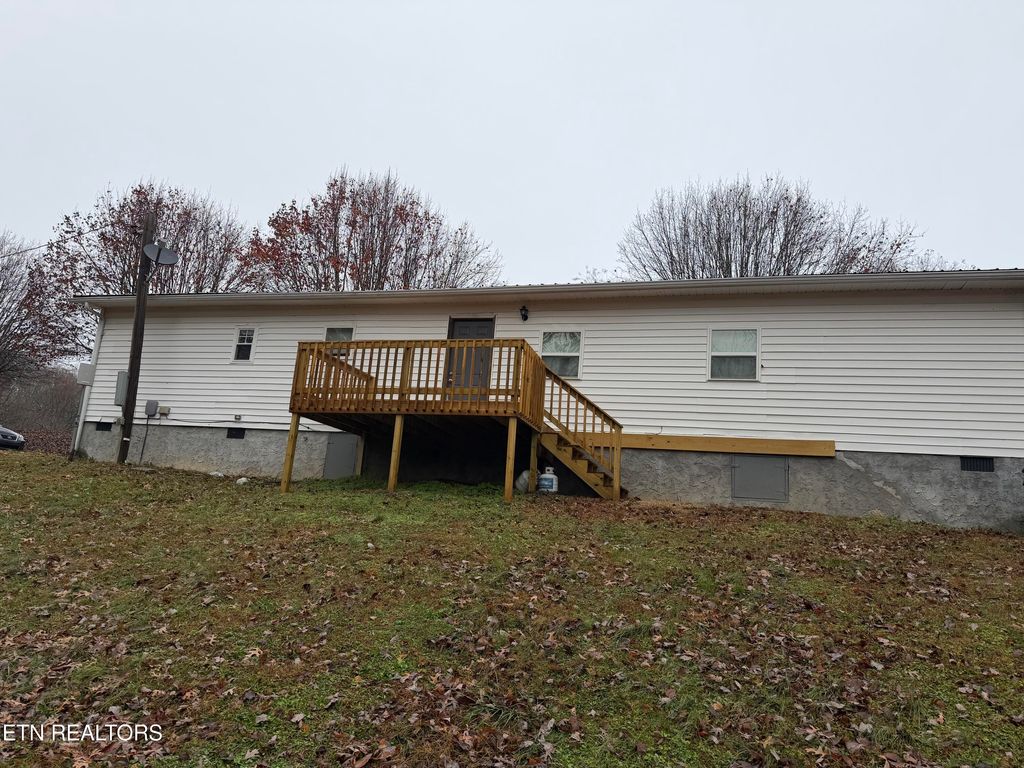 Photo of 152 Country Way Drive, LaFollette, TN 37766 (MLS # 1323797)