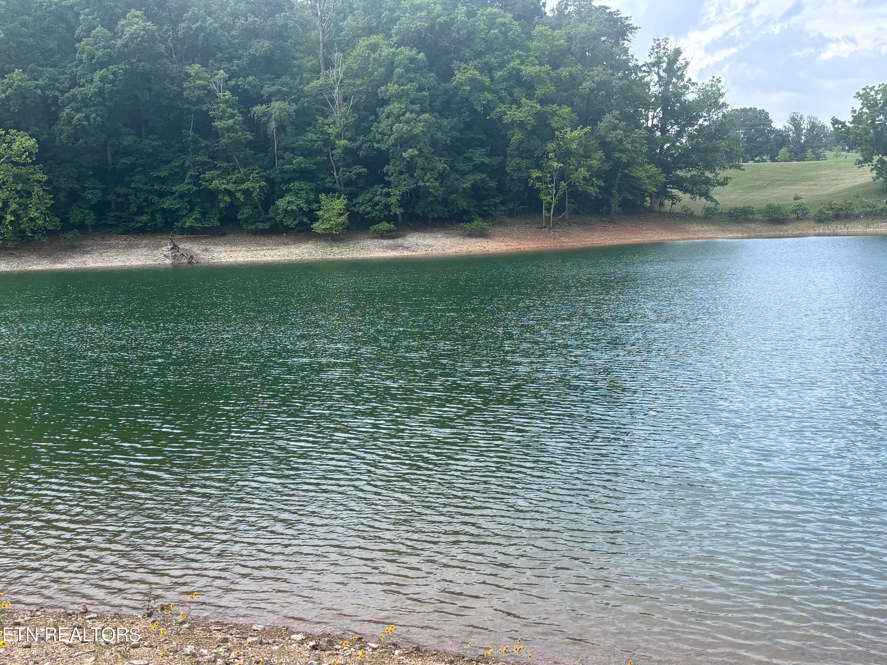2327 Boat Dock Rd