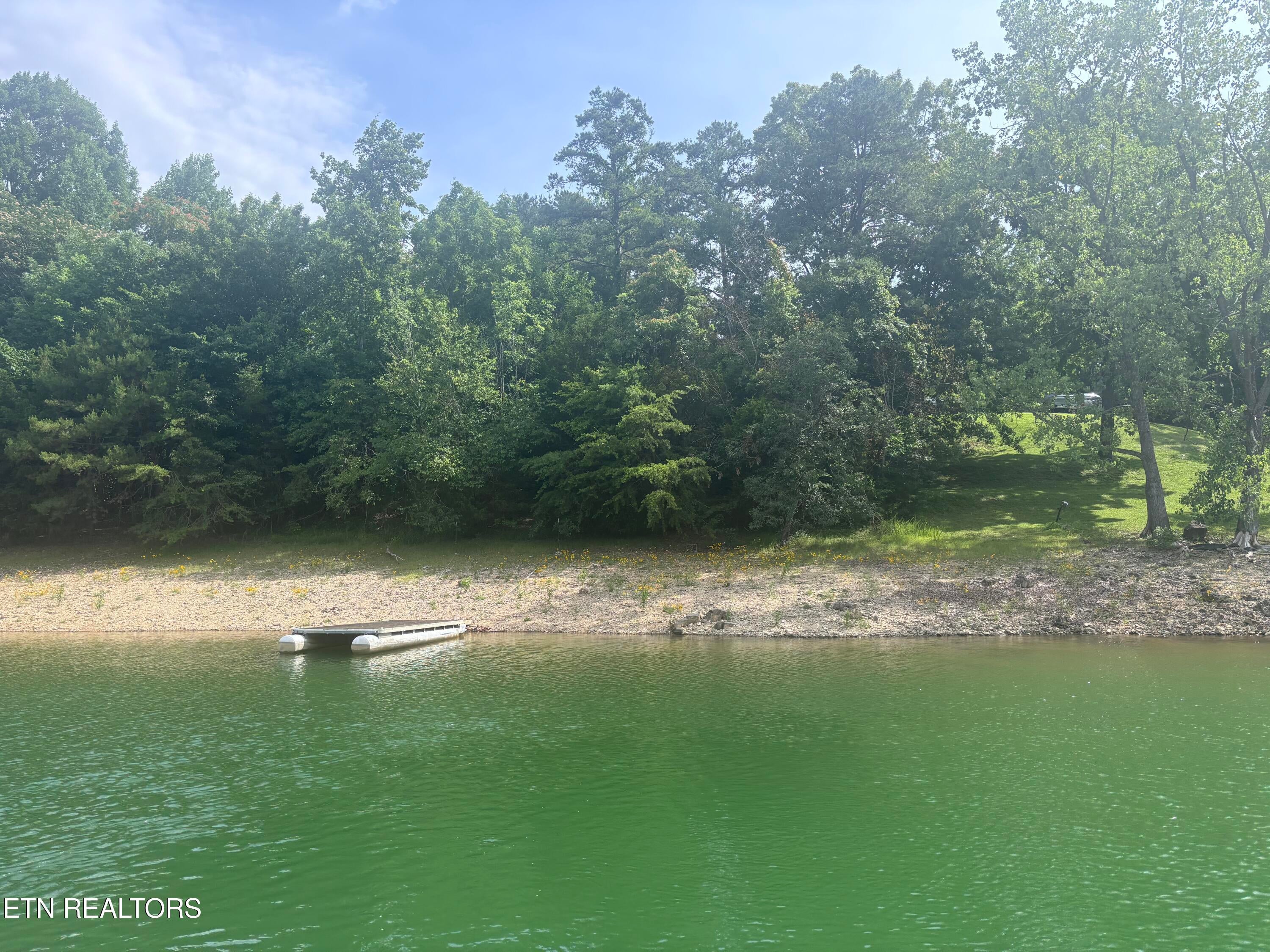 2327 Boat Dock Rd
