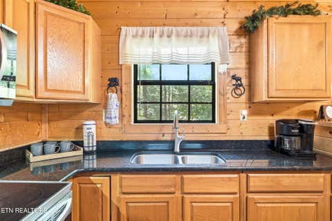 Tiny photo for 2230 Cove Creek Drive, Sevierville, TN 37862 (MLS # 1348095)