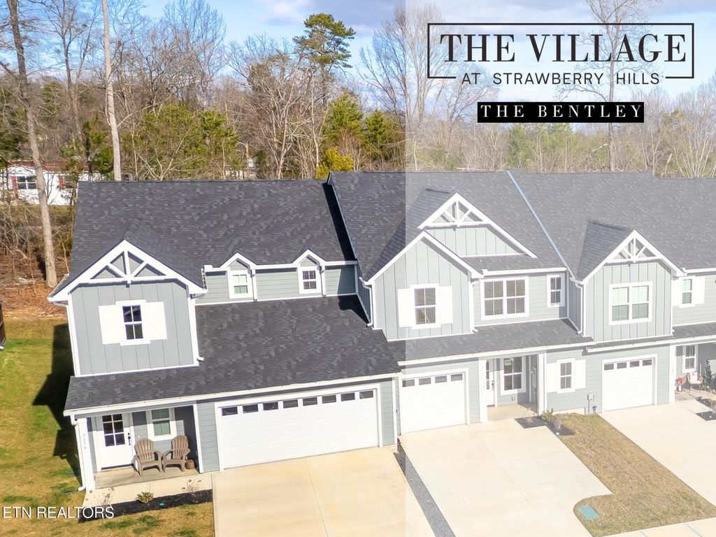 Photo of 7339 Sun Blossom Ln #120, Knoxville, TN 37924 (MLS # 1335886)