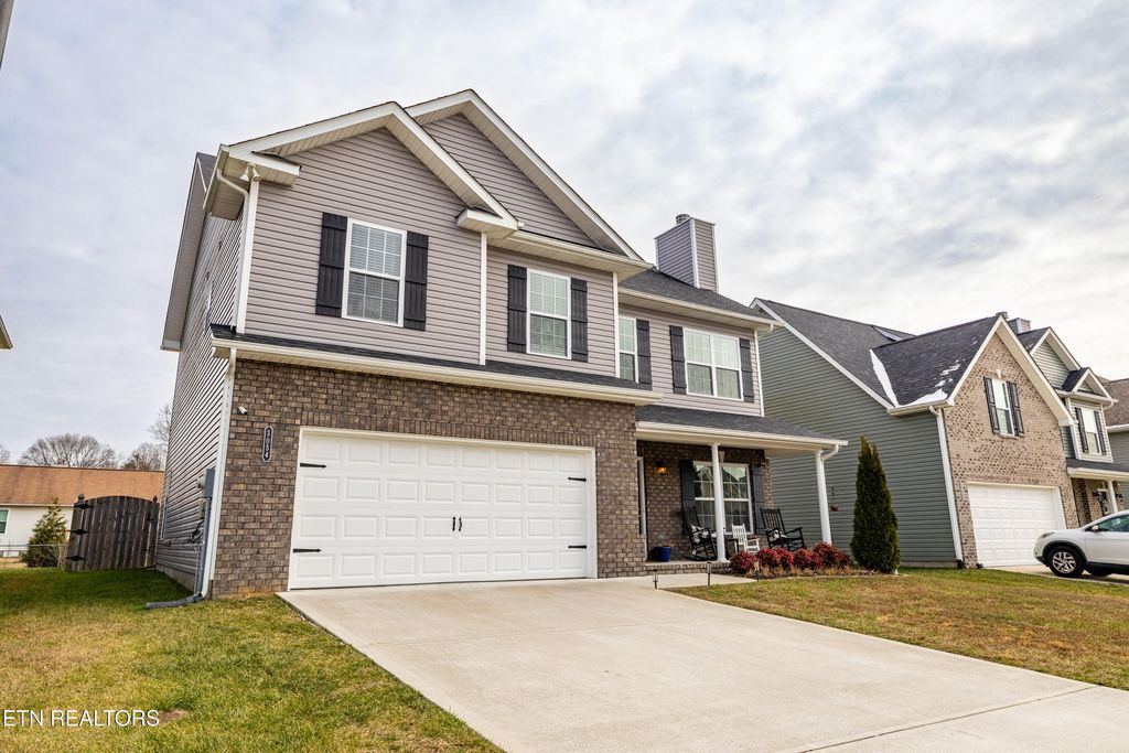 Photo of 3054 Farmhouse Drive, Maryville, TN 37803 (MLS # 1328019)