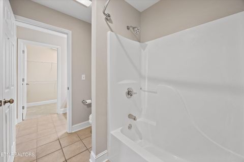 Tiny photo for 100 Forestberry St, Oak Ridge, TN 37830 (MLS # 1321039)