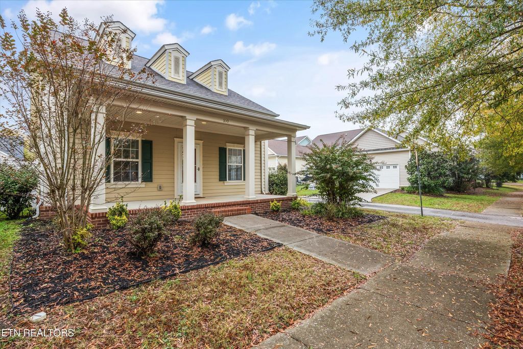 Photo of 100 Forestberry St, Oak Ridge, TN 37830 (MLS # 1321039)