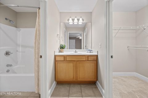 Tiny photo for 100 Forestberry St, Oak Ridge, TN 37830 (MLS # 1321039)